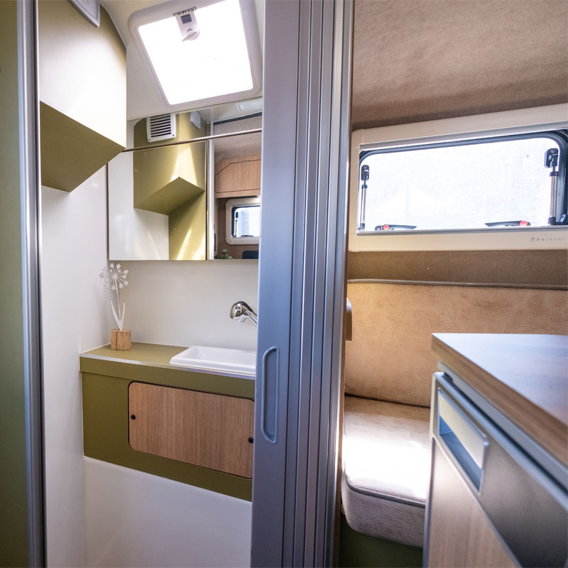 Gladiator Caravan